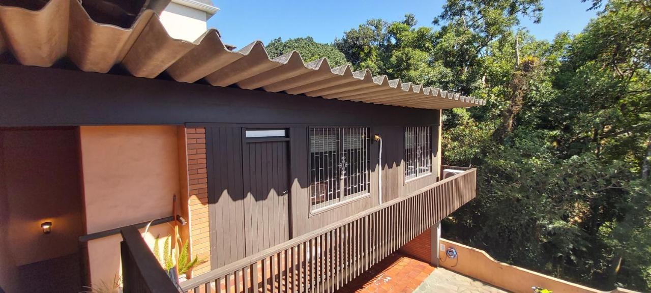 Roloff Praca Rosas Apartamento