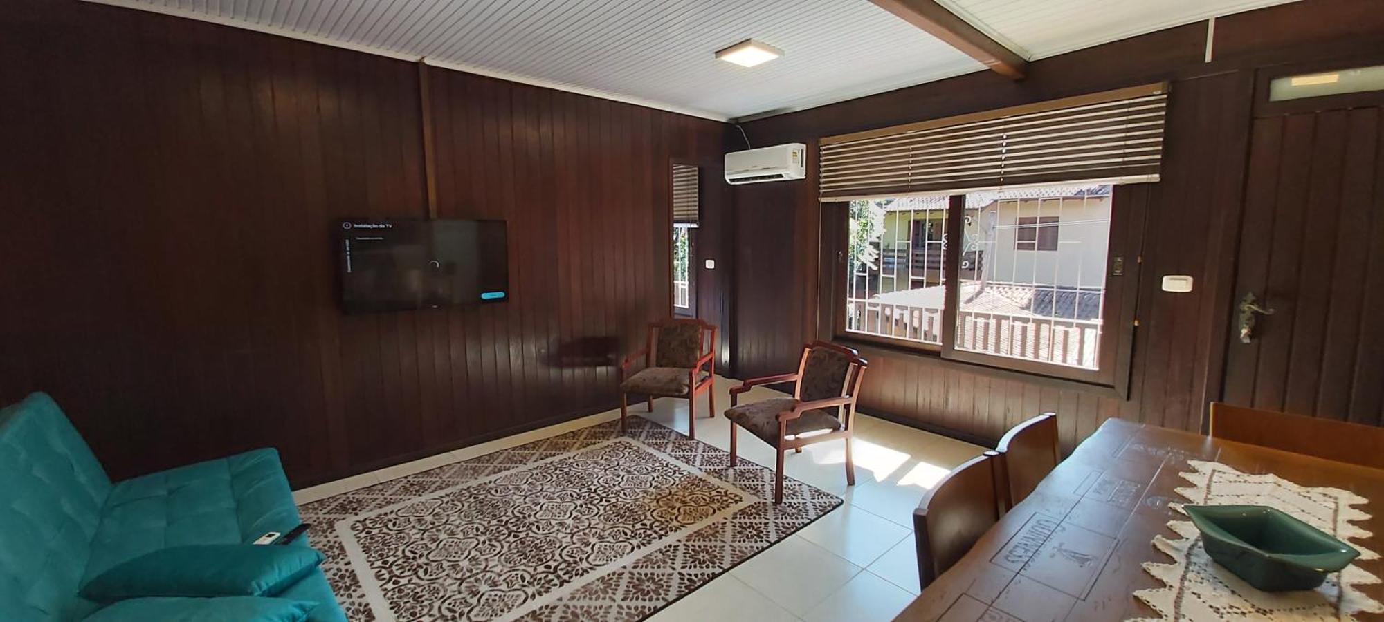 Roloff Praca Rosas Apartamento